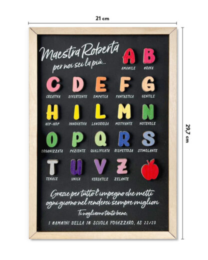 Quadro in Legno a Lavagna Personalizzato con Lettere dell'Alfabeto e Dedica "Maestra per Noi Sei la Più..."  - Idea Regalo per Maestra, Fine Anno Scolastico - immagine 6