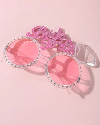 Occhiali Divertenti Con Glitter e Lenti Rosa in Stile Elton John con Scritta "Bride to Be" - Idea Regalo Addio al Nubilato, Per lei, Sposa - immagine 2