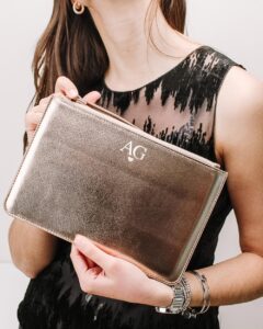 pochette-regalo-personalizzato-ecopelle-amica-viaggio-addio-nubilato-sposa.2-jpg