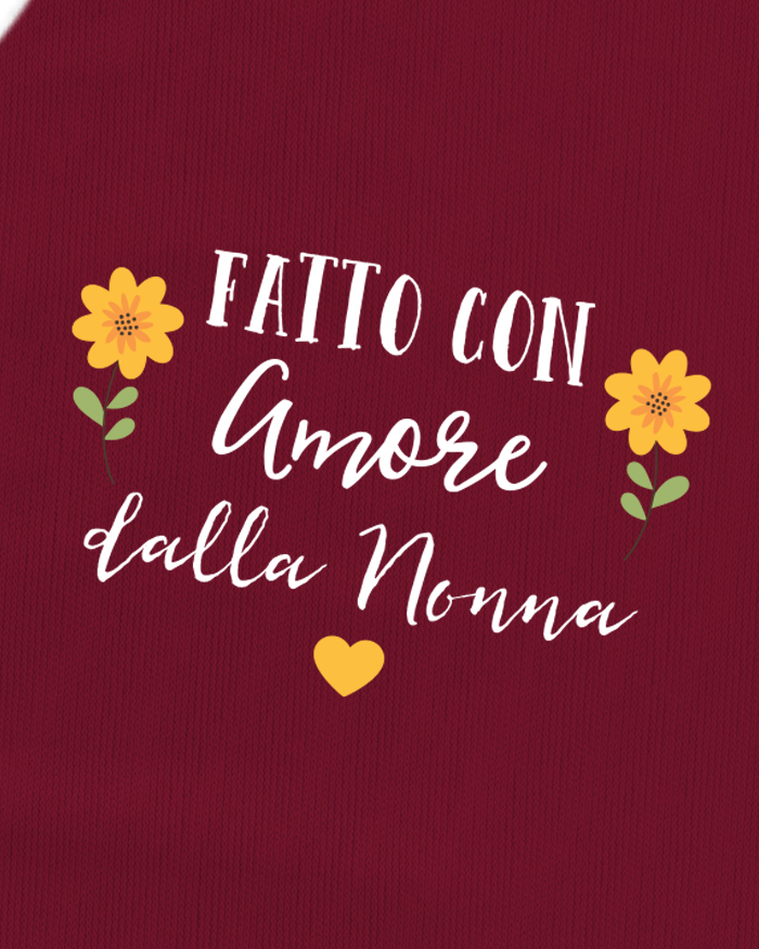 Grembiule da Cucina Personalizzato con Dedica, Cuoricini e Motivi Floreali "Fatto con Amore dalla Nonna" - Idea Regalo per Nonni che Amano Cucinare, Festa dei Nonni - immagine 7