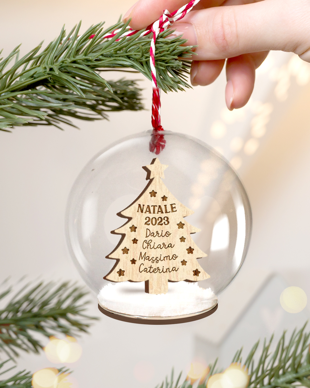 Palla di Neve in Vetro Personalizzata con Nomi e Albero di Natale -  Decorazione, Idea Regalo di Natale per la Famiglia