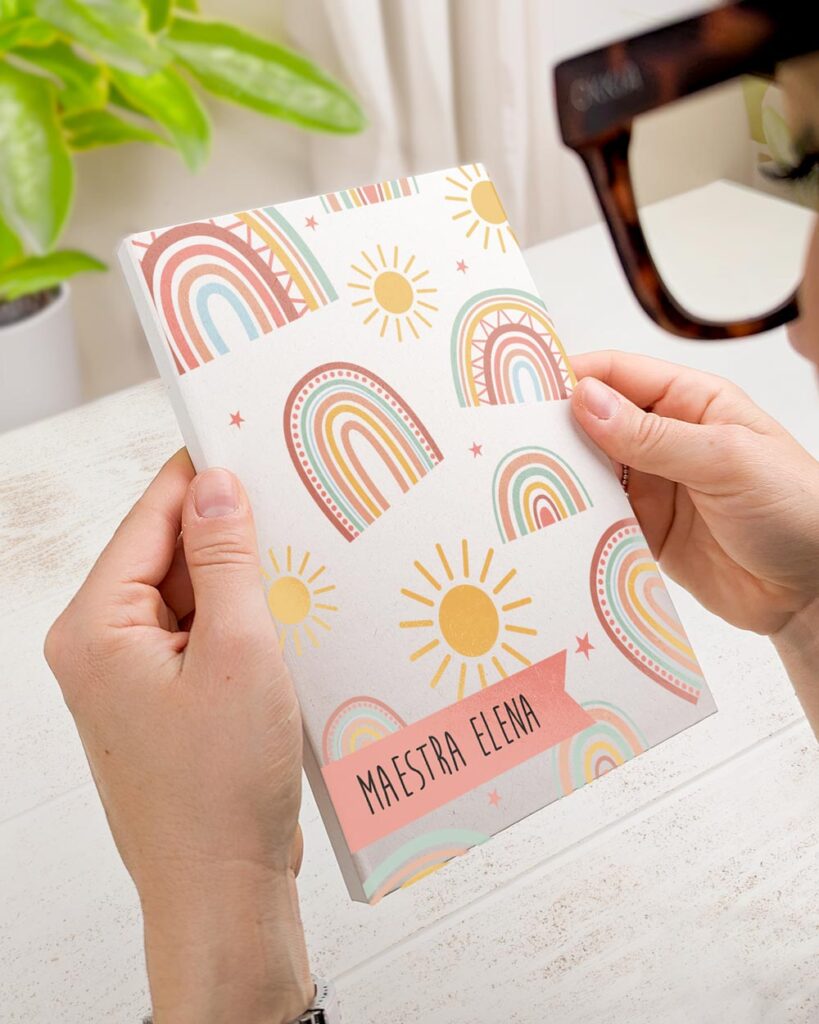 maestra-agenda-notebook-personalizzata-quaderno-scuola-regalo-3