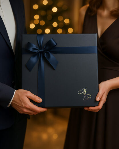 Coppia di Calici da Vino Personalizzati con Nomi e Data in Corsivo - Idea Regalo per Anniversario, Matrimonio - immagine 28