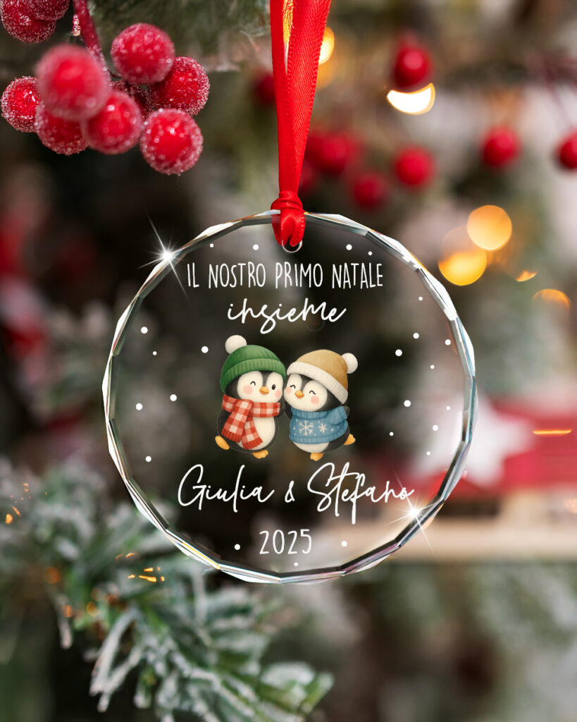 pallina-vetro-personalizzata-pinguini-innamorati-primo-natale