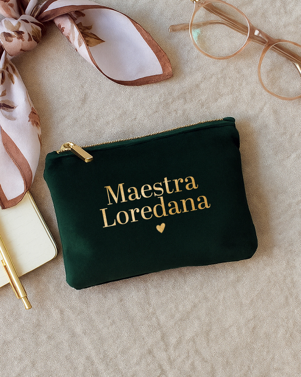 borsellino-velluto-zip-personalizzato-nome-regalo-maestra