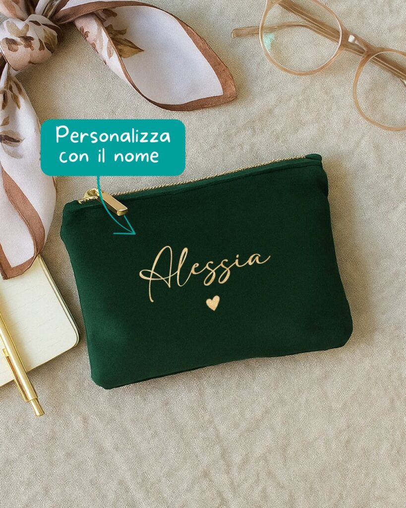 pochette-velluto-personalizzata-con-nome-corsivo-idea-regalo-natale-amica