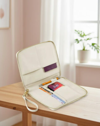 Portadocumenti da Viaggio in Similpelle – Elegante, Funzionale e Disponibile in 4 Colori