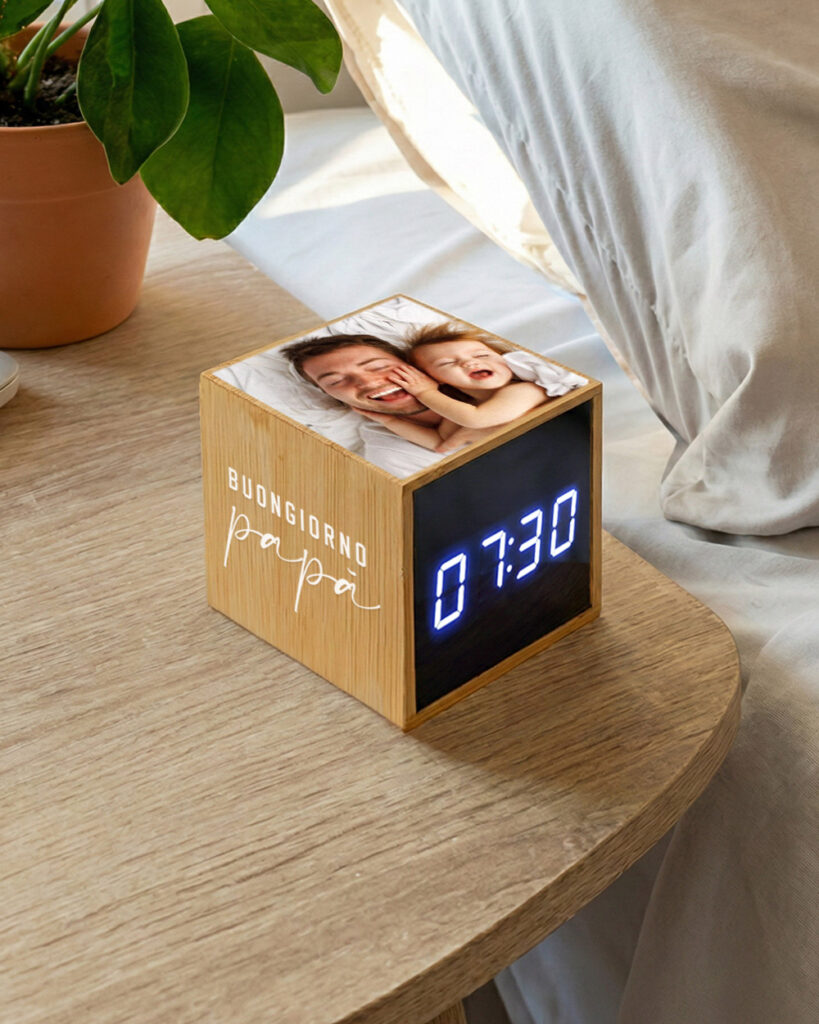 regalo-personalizzato-sveglia-foto-festa-papa-compleanno