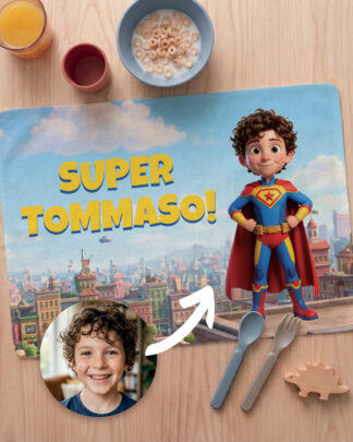Tovaglietta Personalizzata Supereroe con Foto Cartone Animato 3D del Tuo Bambino – Idea Regalo Scuola Compleanno Bambino