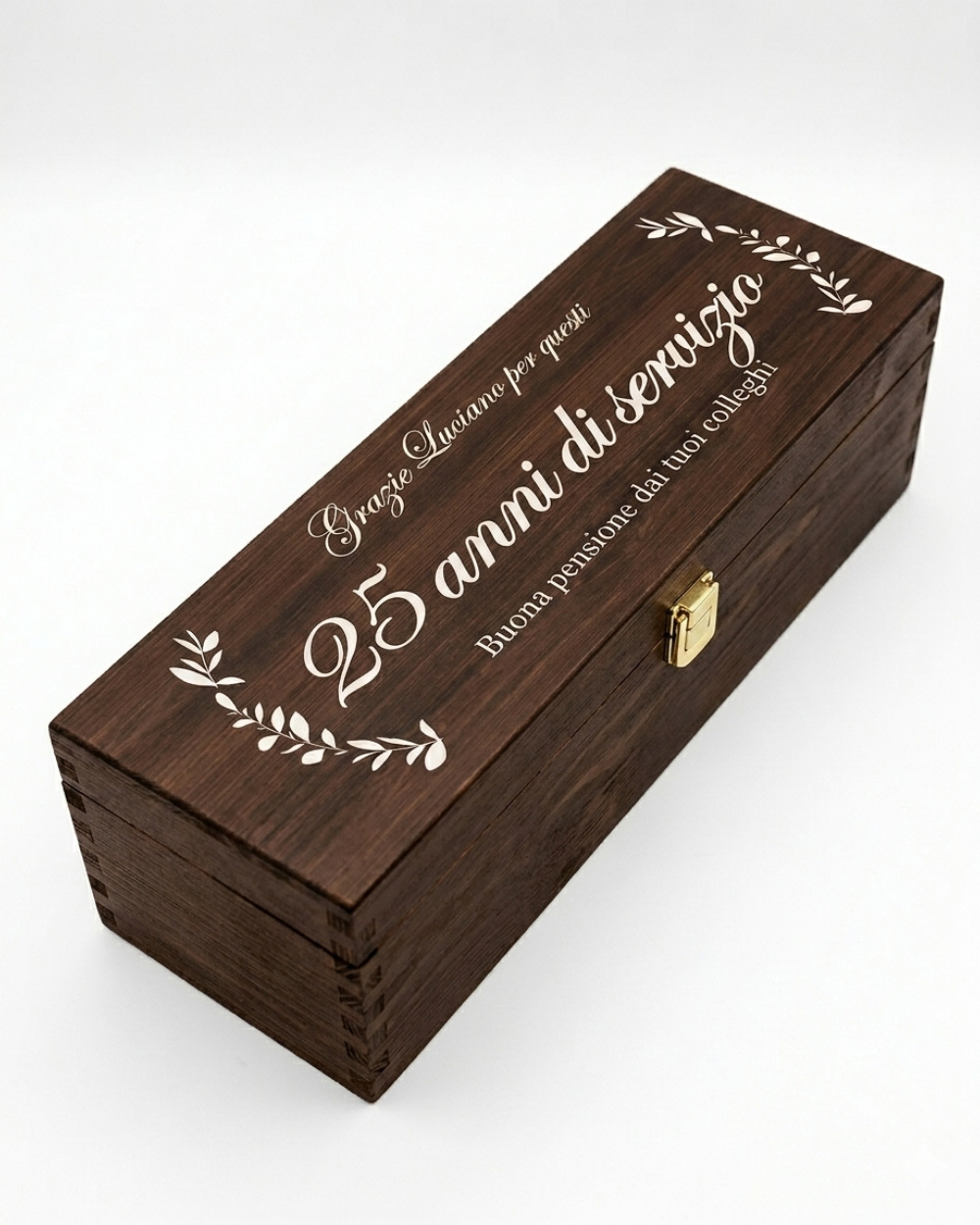 Cassettina vino personalizzata legno chiaro incisione laser – regalo pensione uomo donna