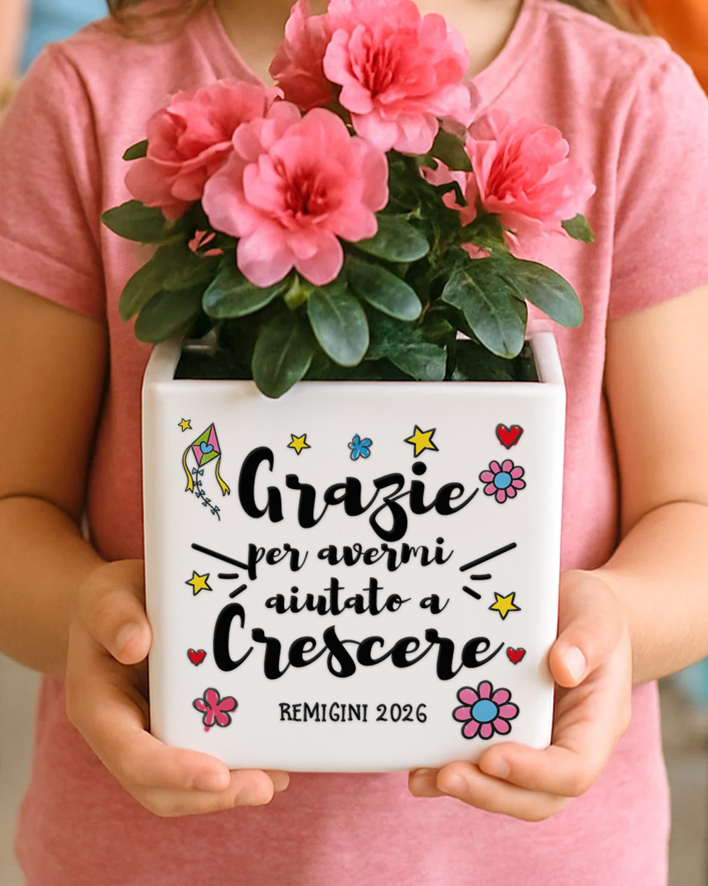 vaso in ceramica personalizzato regalo maestra con fiori e pianta dedica
