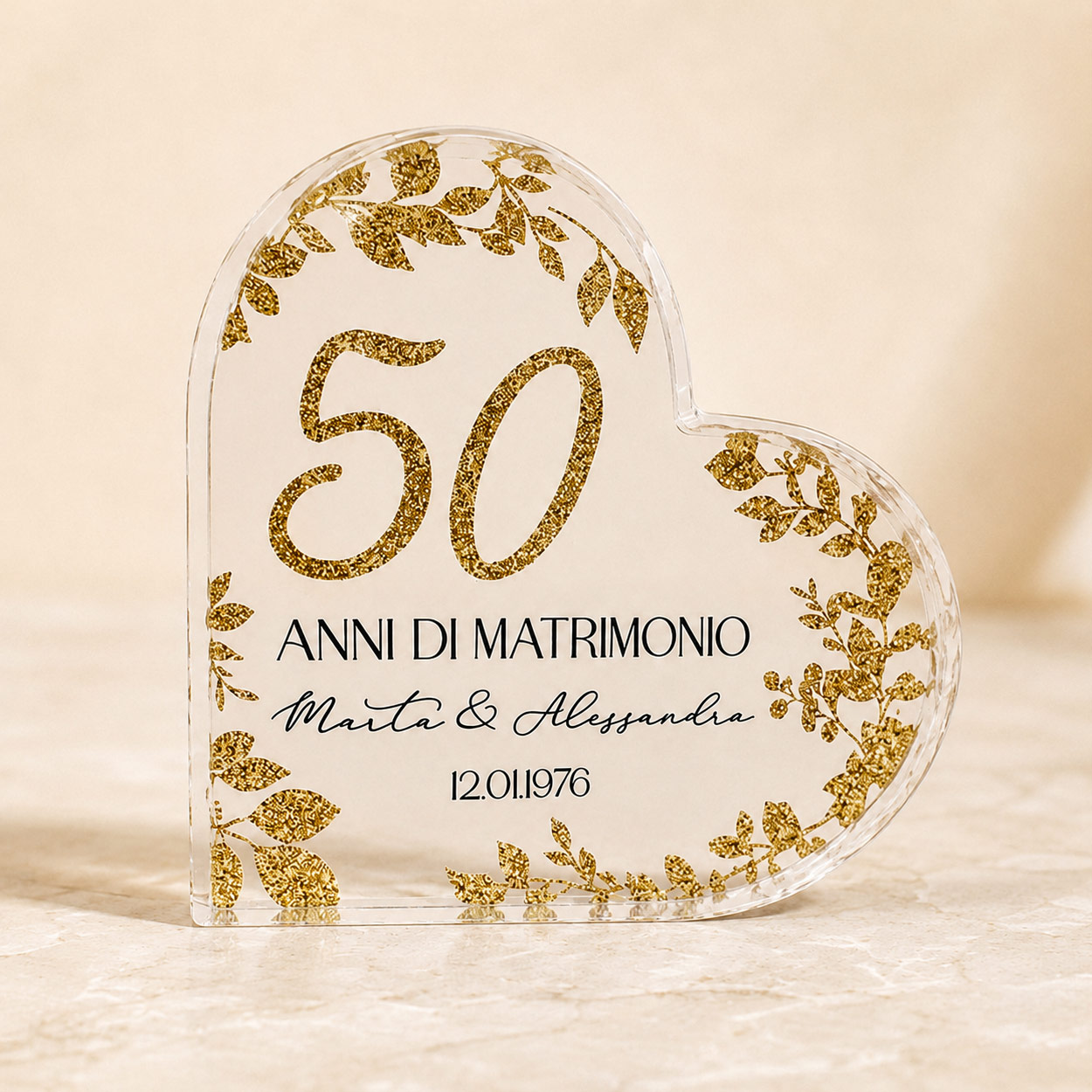 Cuore in plexiglass personalizzato con anno, nomi e data - idea regalo anniversario di matrimonio