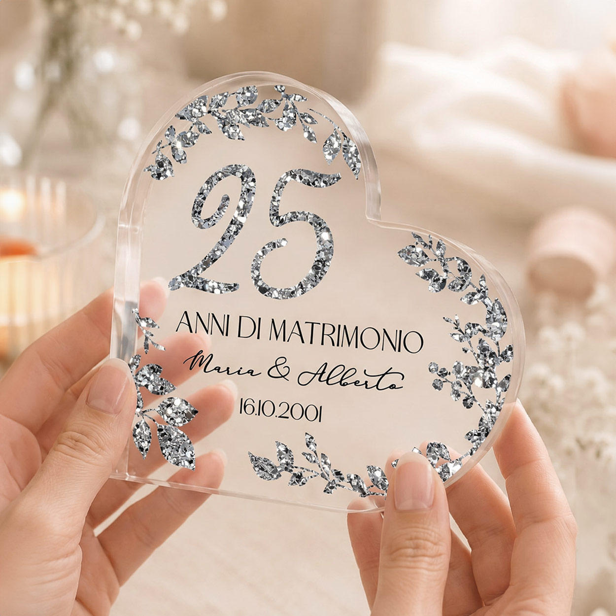 Cuore in plexiglass anniversario disponibile in verde smeraldo, blu zaffiro, oro, argento, avorio e rosso rubino