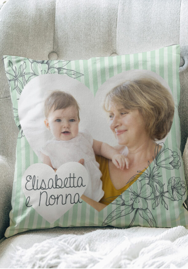 cuscino-nonna-cuore-fiori-regalo-foto-dedica