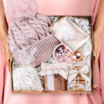 gift-box-ragazzina-magia-inverno-rosae