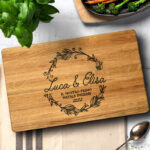 tagliere-manico-coppia-anniversario-natale-anno-regalo-personalizzato-lui-lei